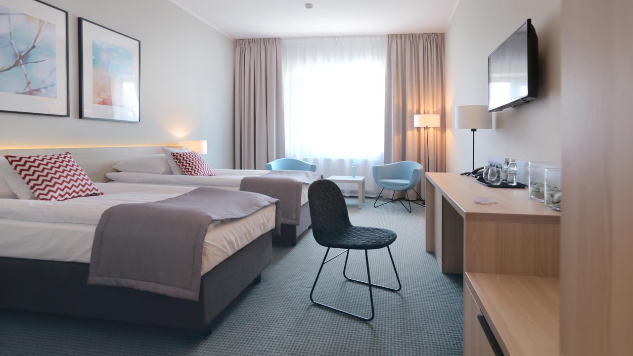 Hotel Fairplayce ポズナン エクステリア 写真